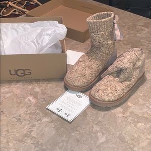 Women’s UGGs Isla knitted boots